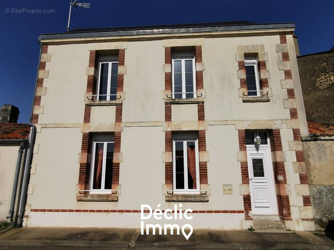 Maison à VELLUIRE