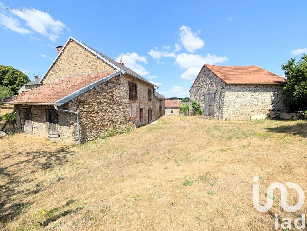 Photo 1 - Maison à SAINT-DIZIER-LEYRENNE