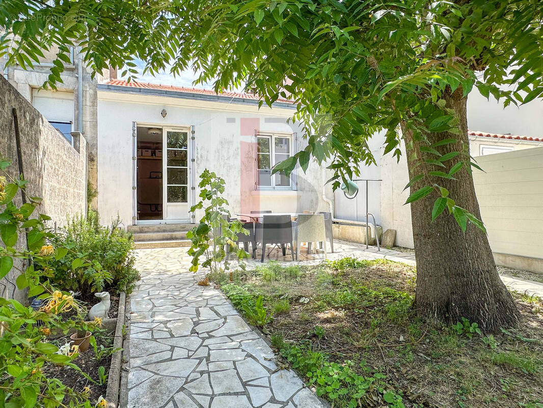 Maison à FOURAS