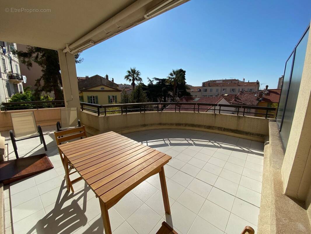 Photo 1 - Appartement à CONTES