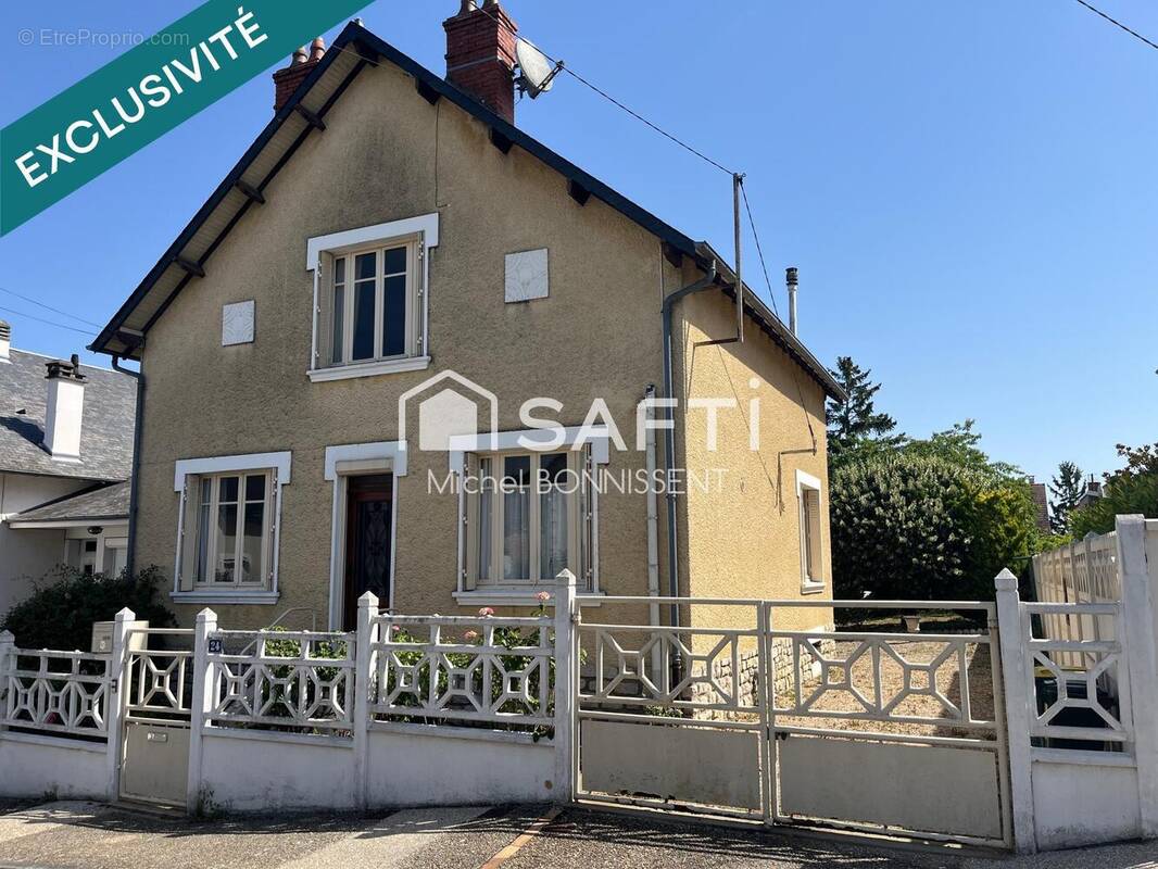 Photo 1 - Maison à BOURGES