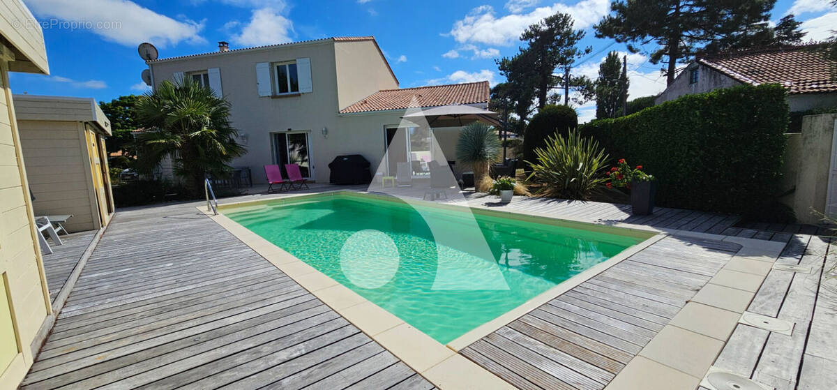 Maison à LA TREMBLADE
