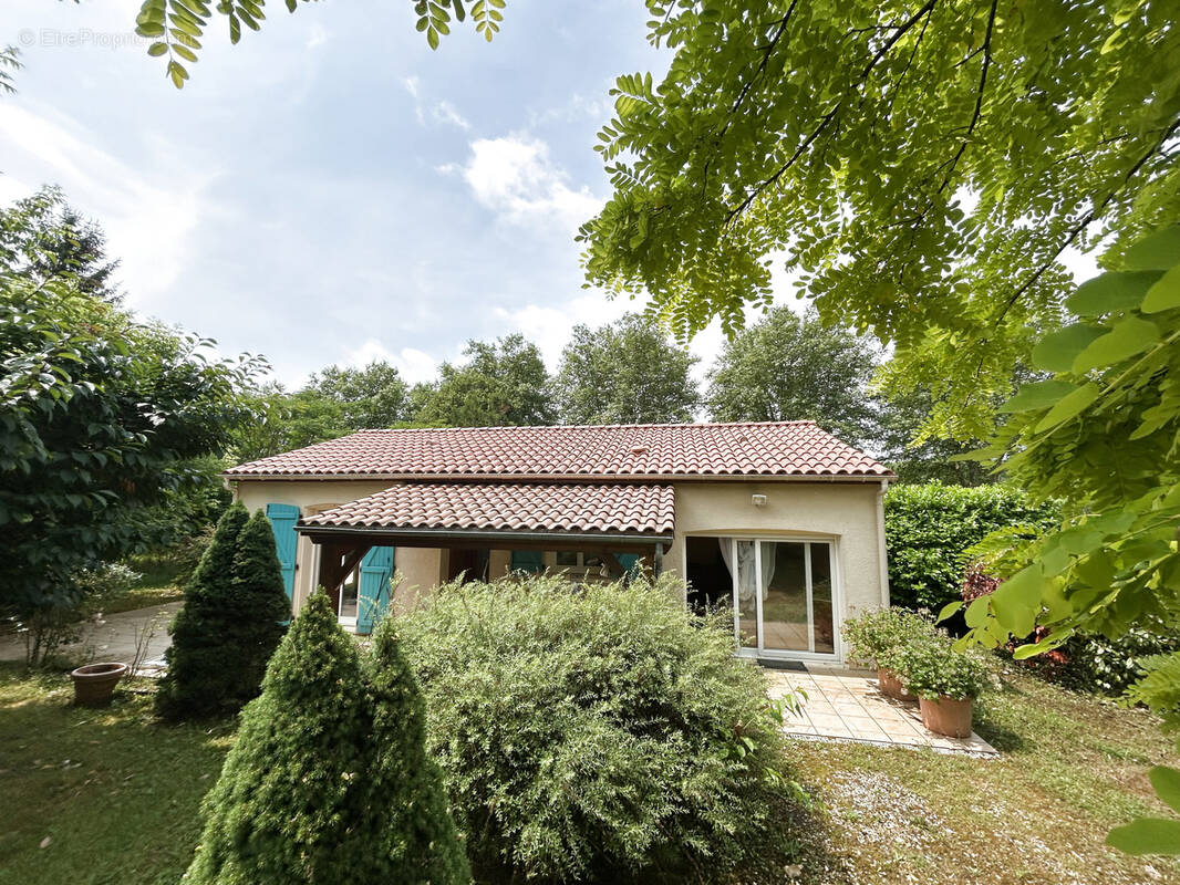 Maison à CAZALS