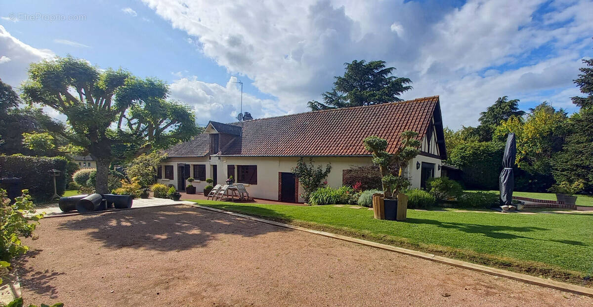 Maison à TREON
