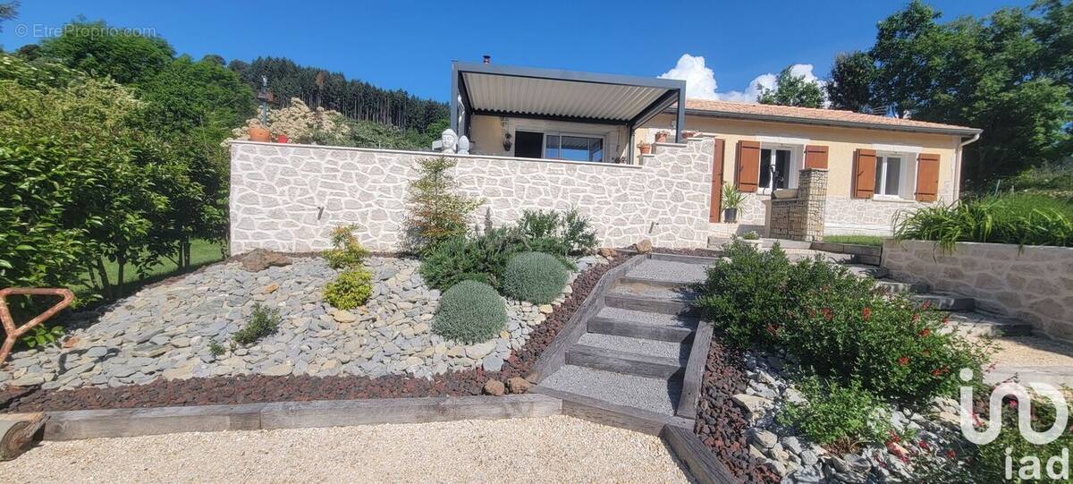 Photo 1 - Maison à MEYRAS