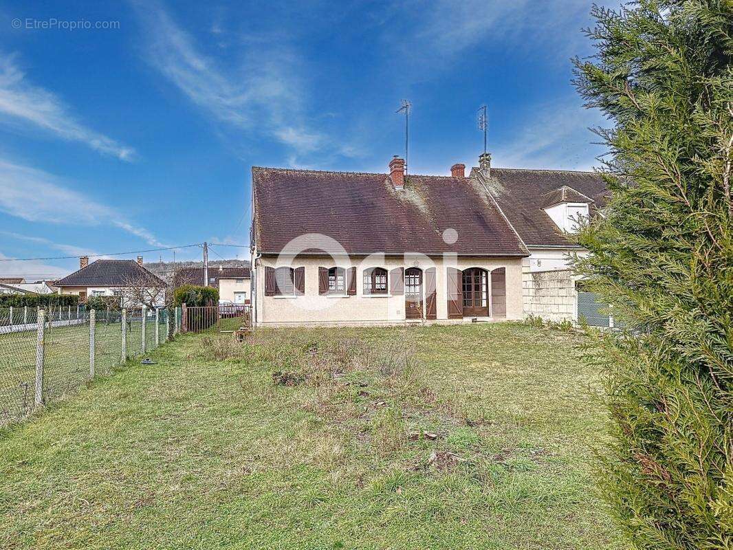 Maison à CHOISY-AU-BAC