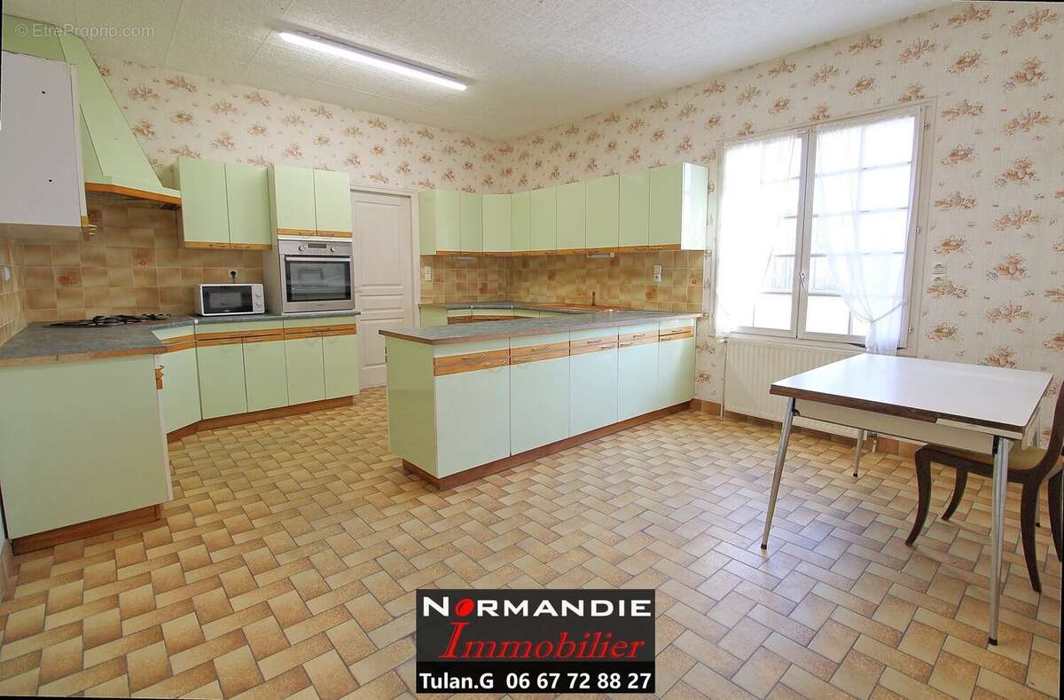 Maison à TOURVILLE-LA-RIVIERE