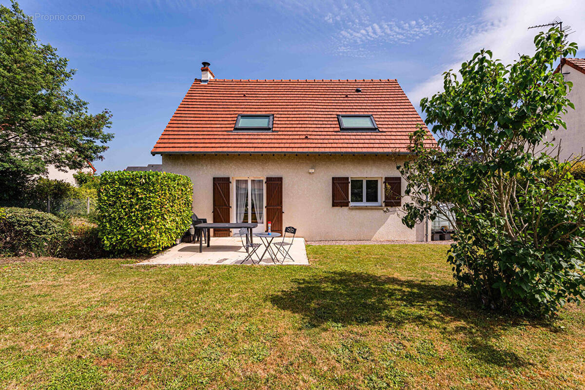 Maison à DOUVRES-LA-DELIVRANDE