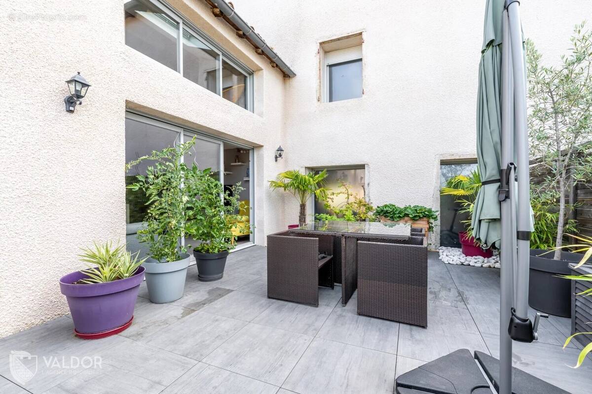 Appartement à DENICE