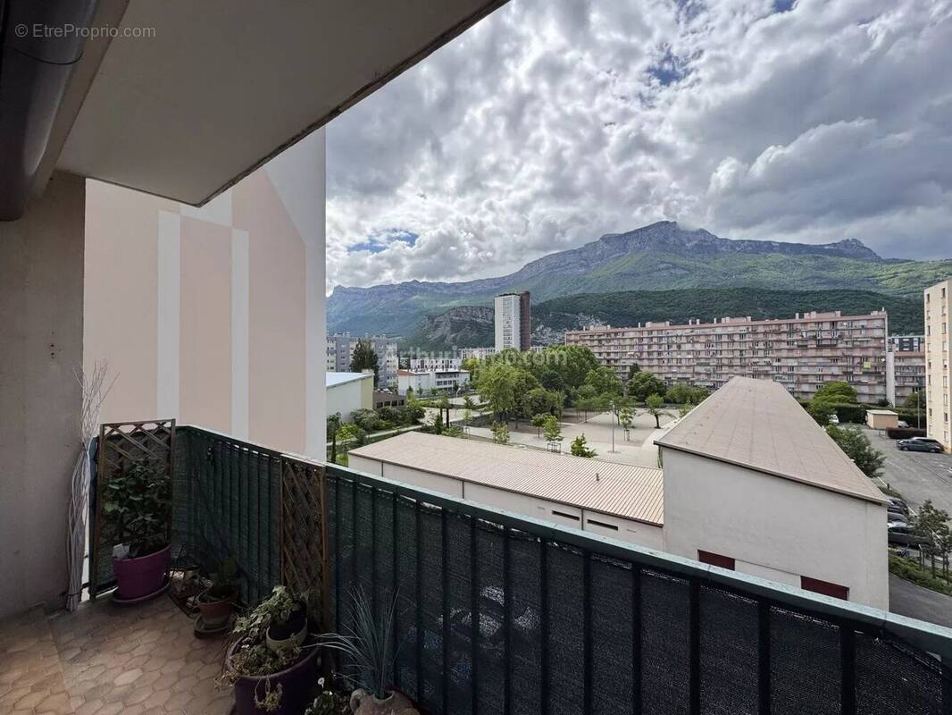 Appartement à ECHIROLLES