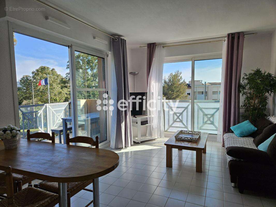 Appartement à SAINT-RAPHAEL