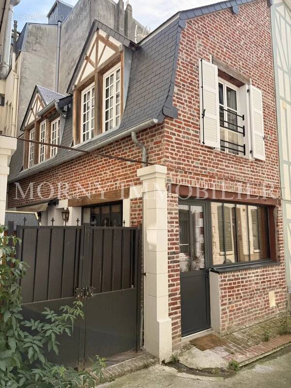 Maison à TROUVILLE-SUR-MER