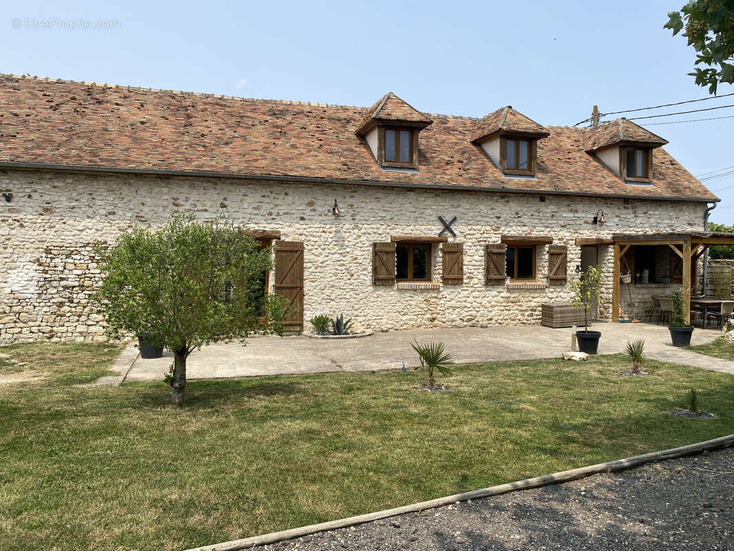 Maison à CHAUFOUR-LES-BONNIERES