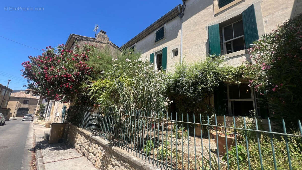 Maison à LAURIS