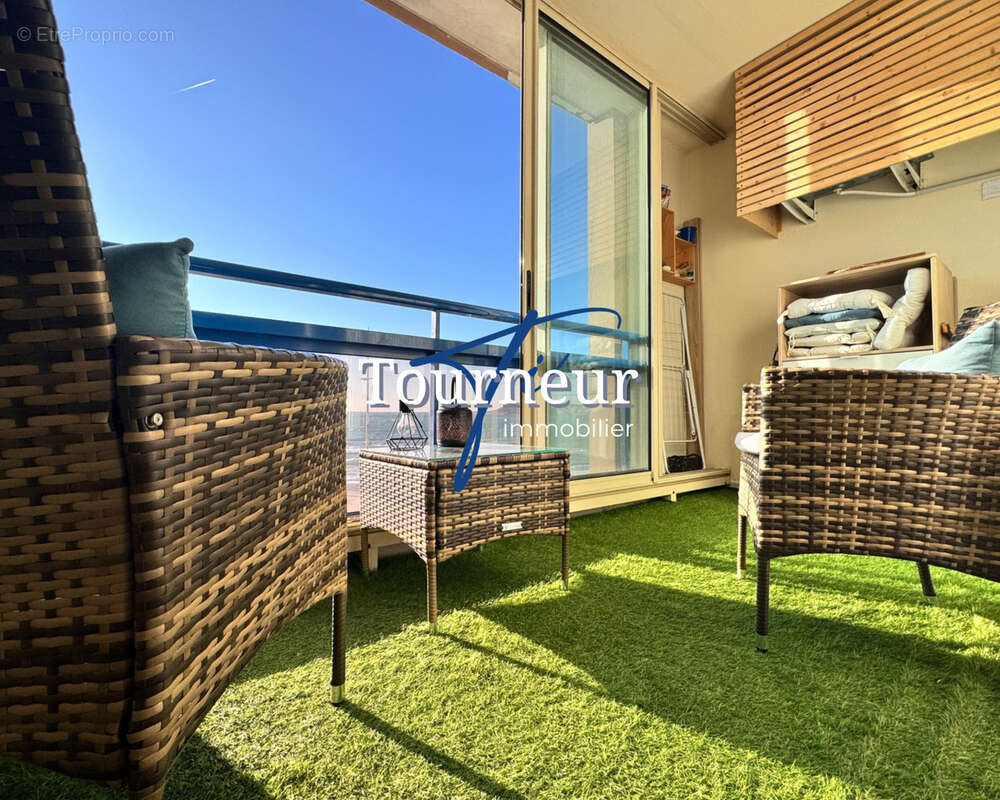 Appartement à SIX-FOURS-LES-PLAGES