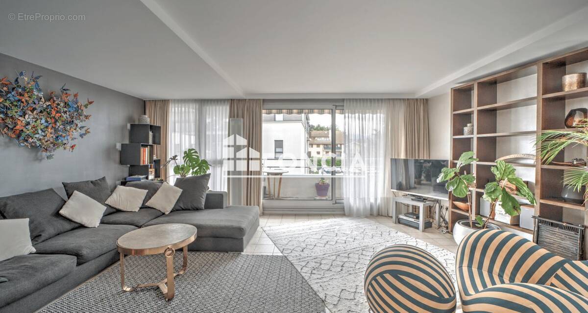 Appartement à FERNEY-VOLTAIRE