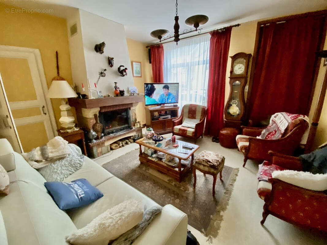 Maison à BAVAY
