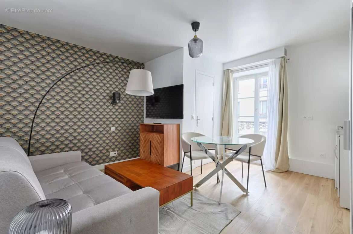 Appartement à PARIS-18E