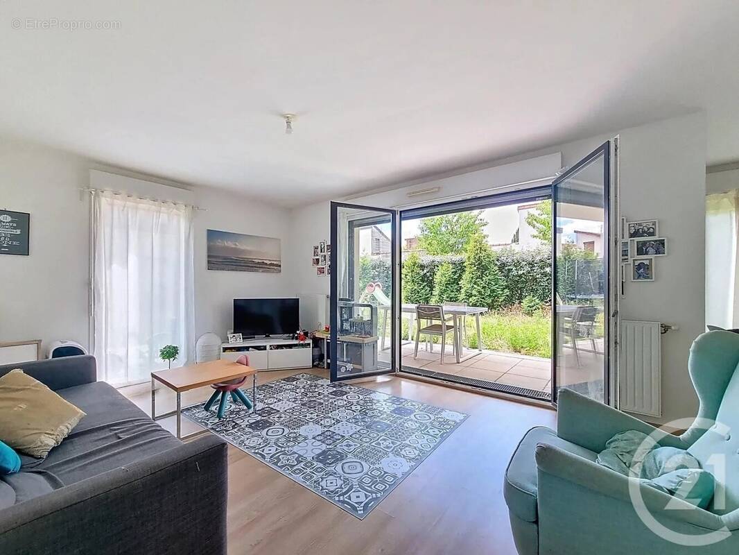 Appartement à COLOMBES