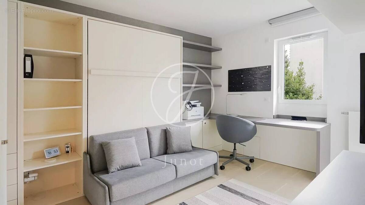 Appartement à PARIS-5E