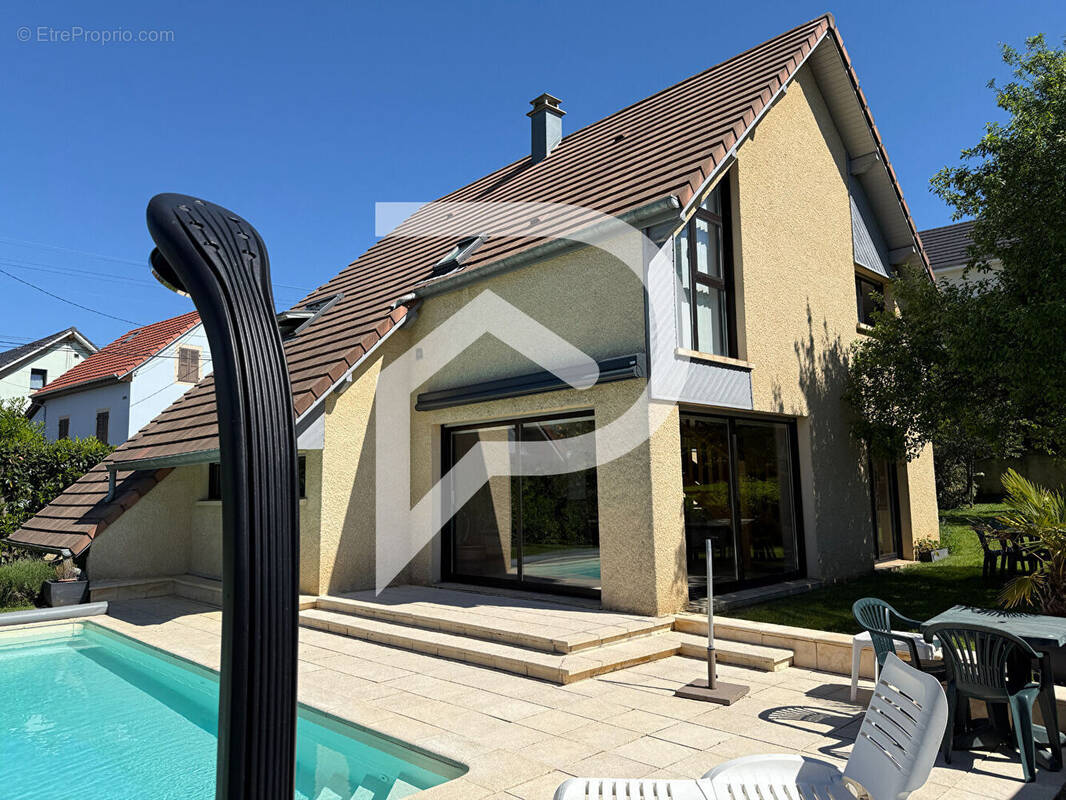 Maison à BEAUCOURT