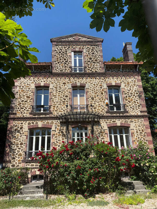 Maison à VILLEMOMBLE