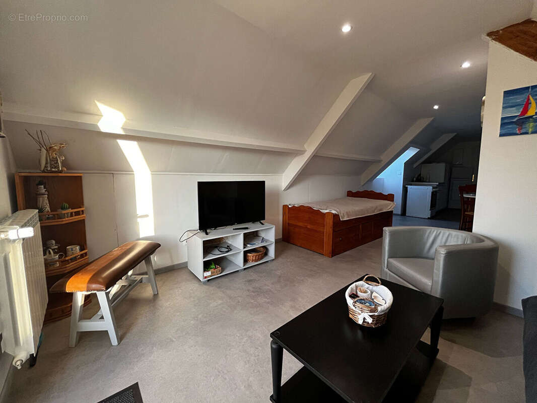 Maison à OYE-PLAGE