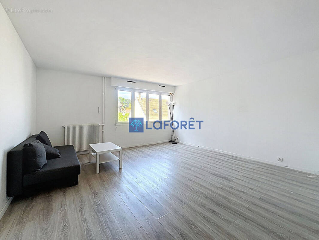 Appartement à SAVIGNY-SUR-ORGE
