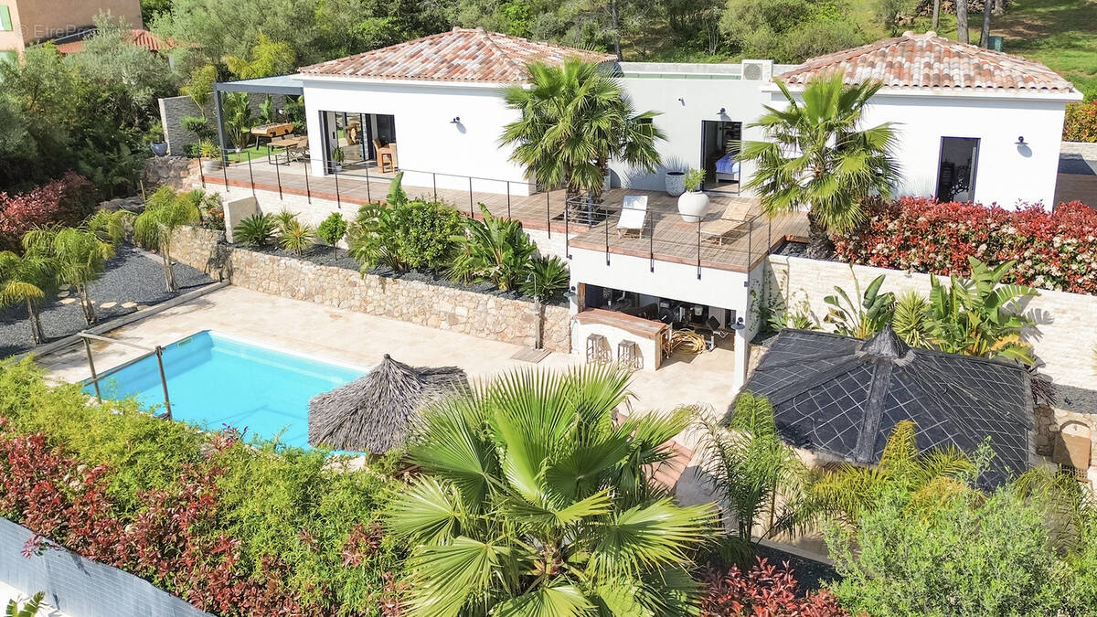 Maison à CUERS