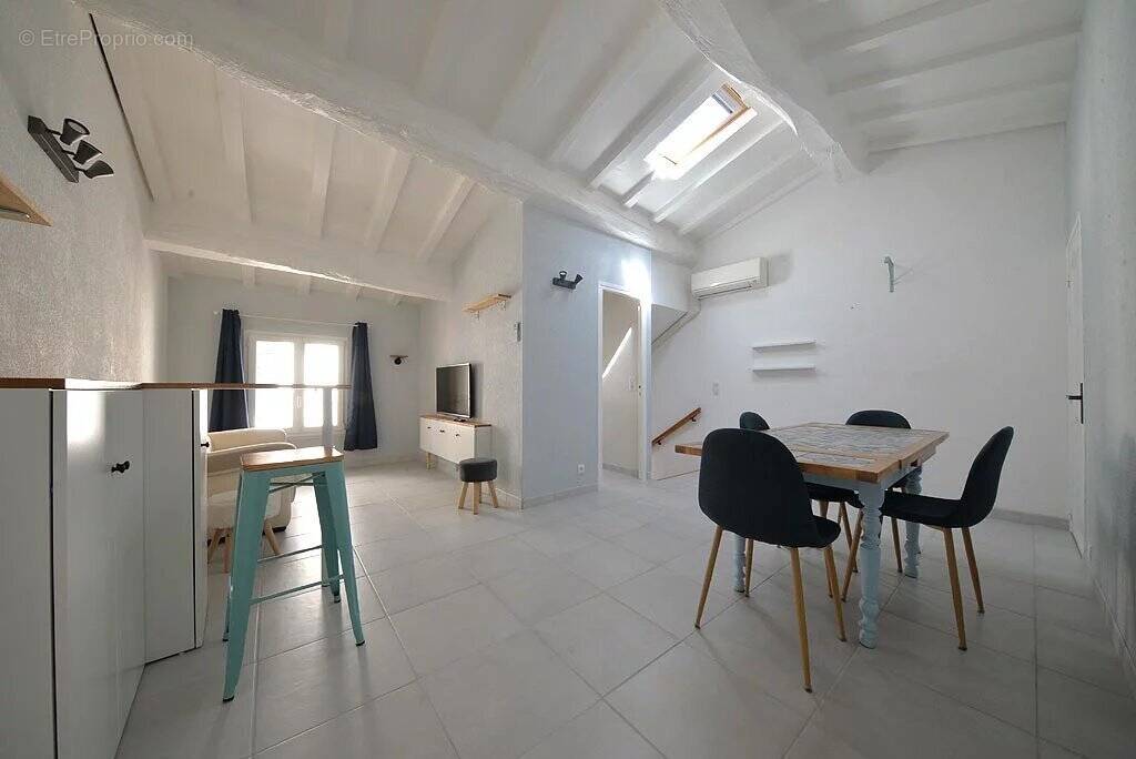 Maison à PUGET-SUR-ARGENS