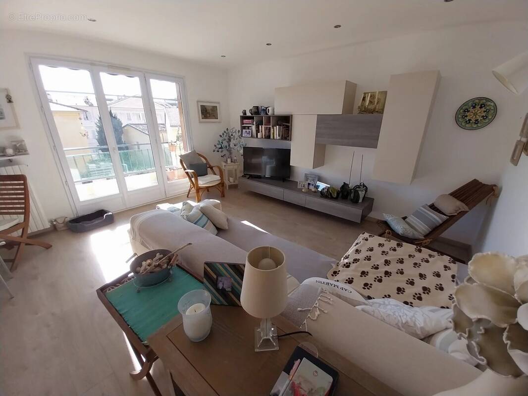 Appartement à MENTON