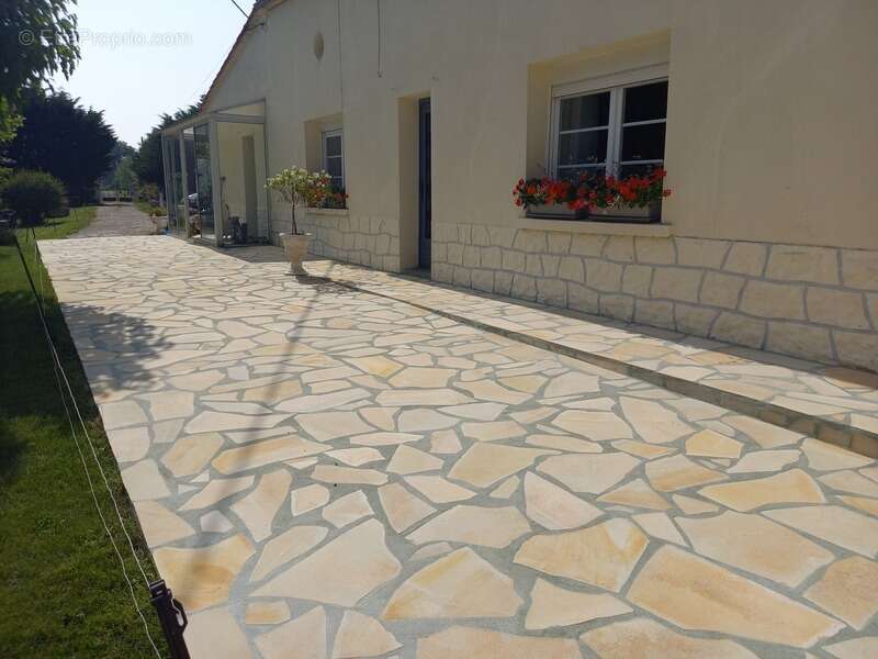 Maison à RAUZAN