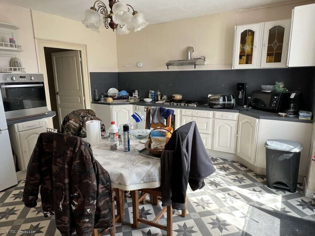 Maison à RUFFEC
