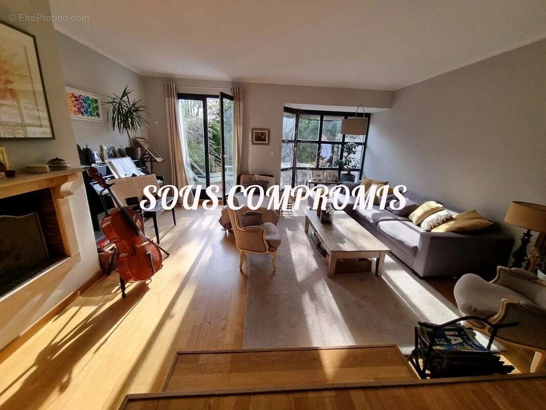 Maison à CROISSY-SUR-SEINE