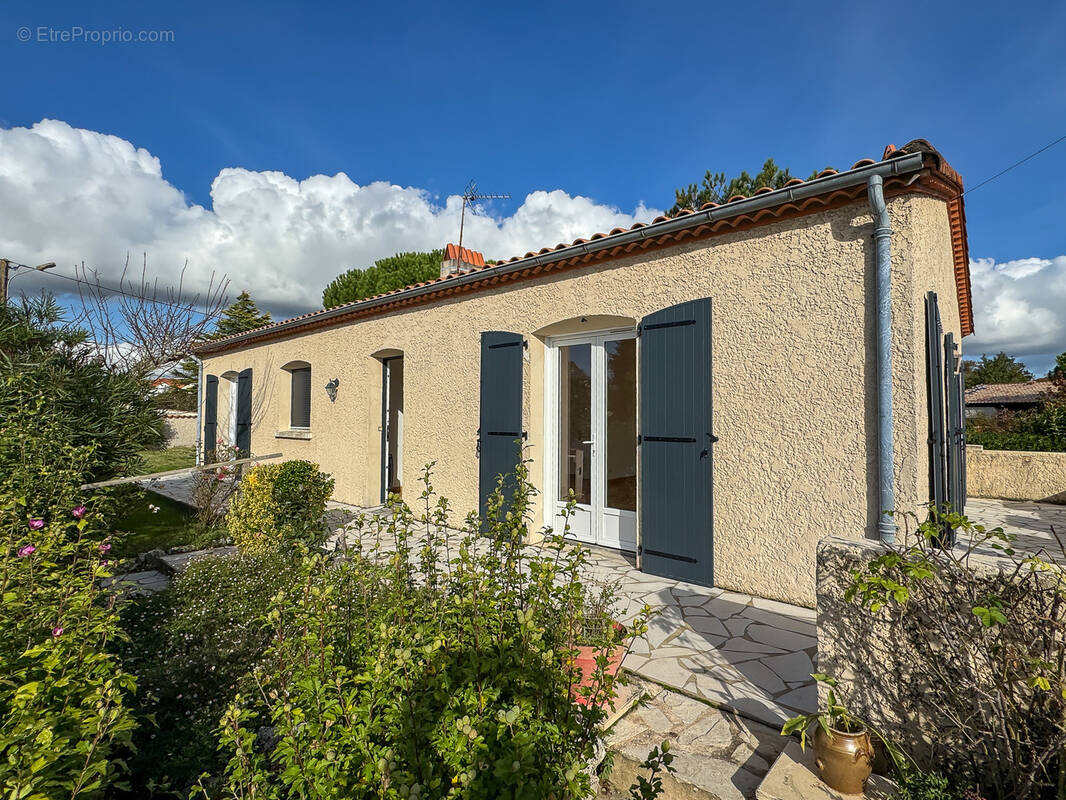 Maison à VAUX-SUR-MER