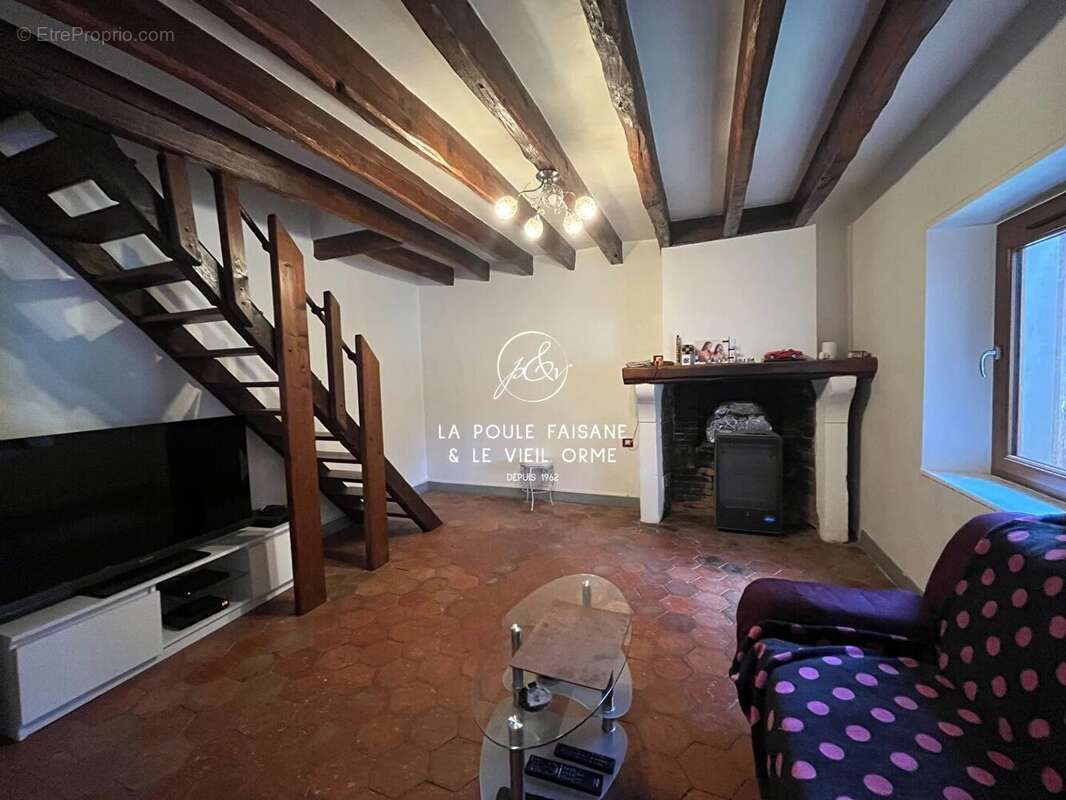 Maison à SAINT-LEGER-EN-YVELINES