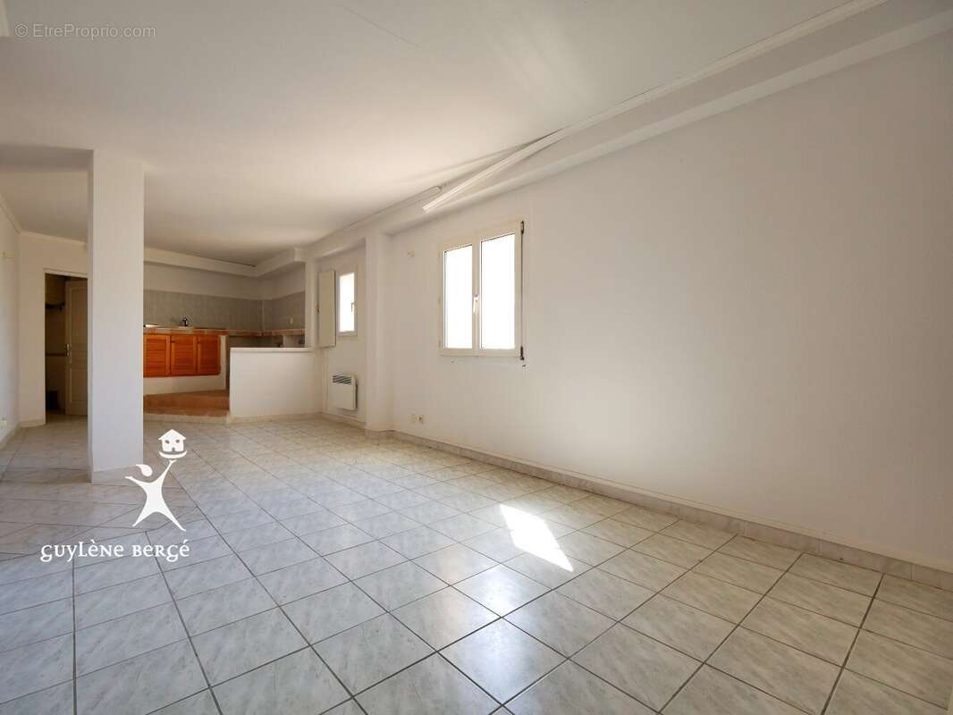 Appartement à AIMARGUES