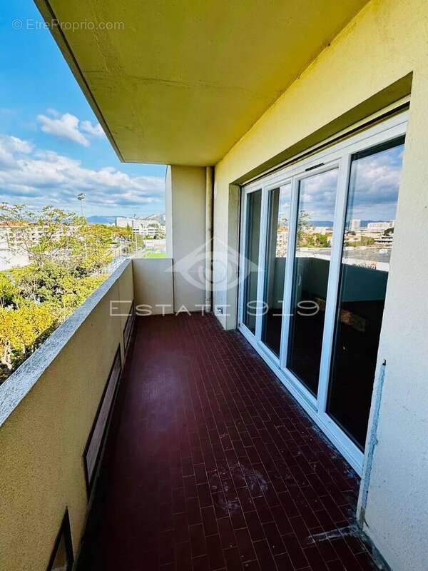 Appartement à MARSEILLE-9E