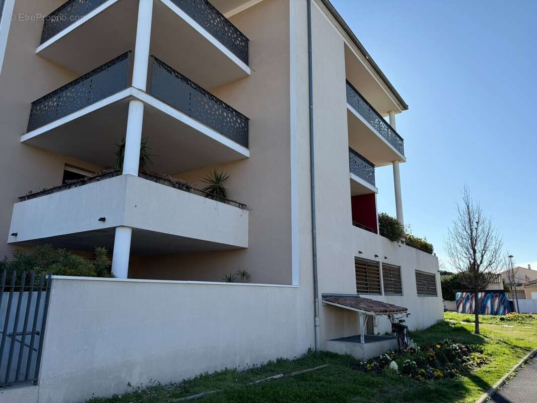 Appartement à MAUGUIO