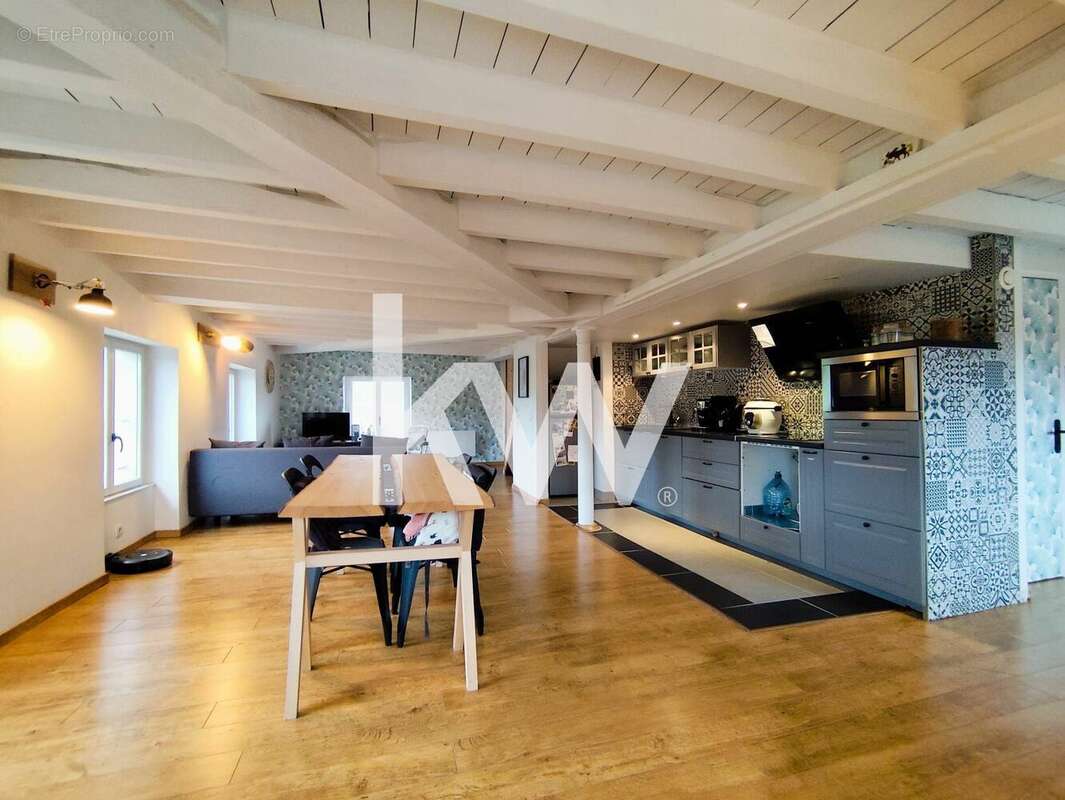 Appartement à SERAINCOURT