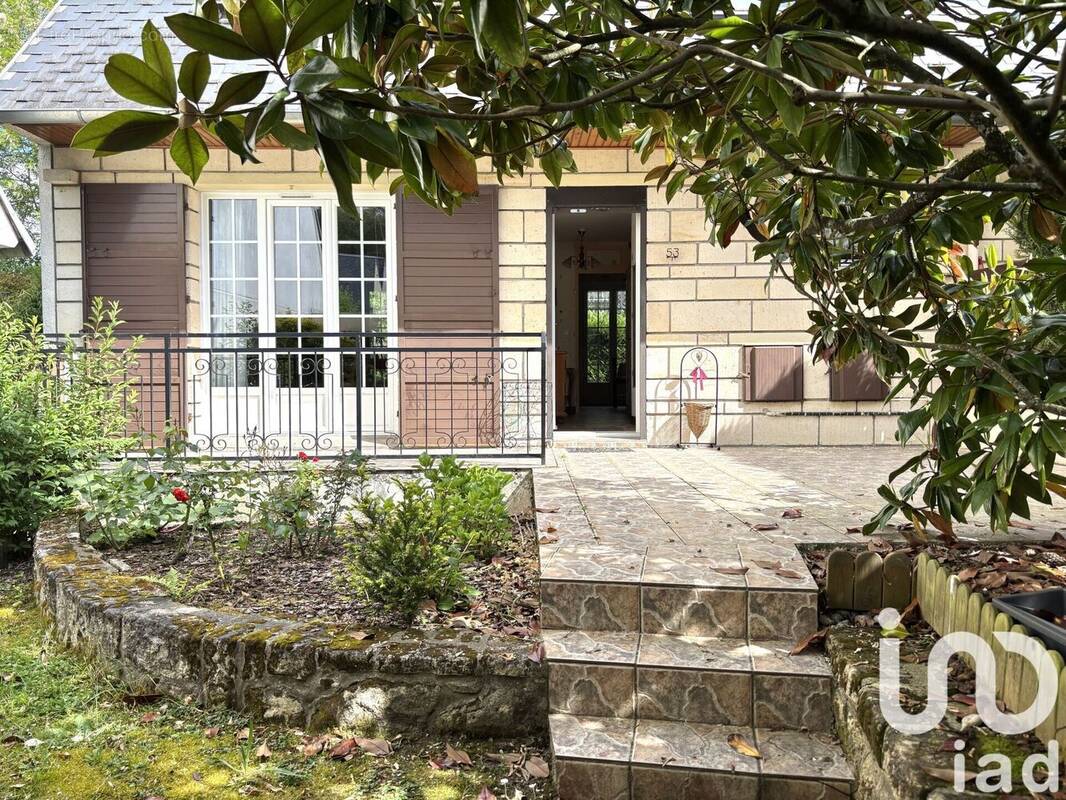 Photo 1 - Maison à FLEURINES