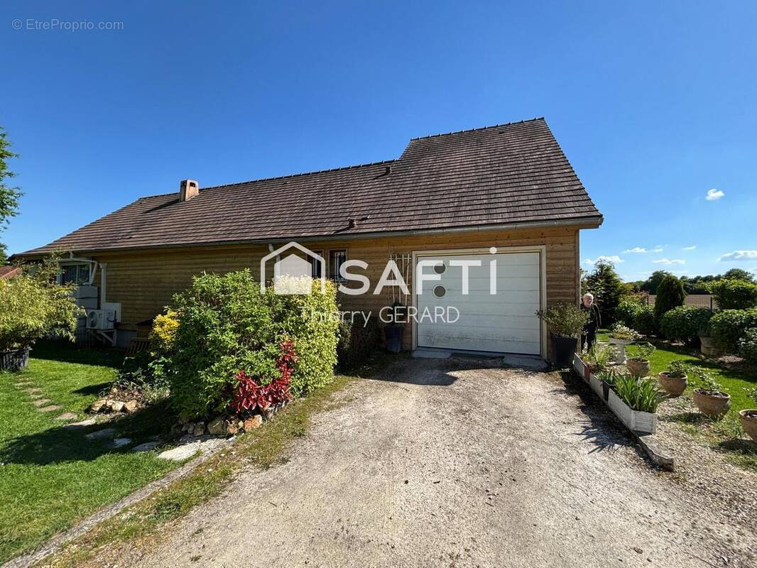 Photo 1 - Maison à CHAMPIGNELLES