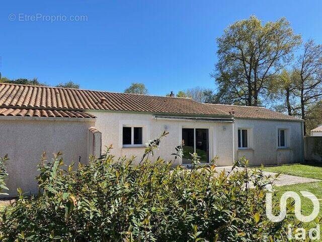 Photo 1 - Maison à CHASNAIS