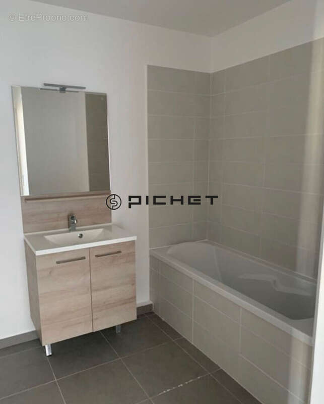 Appartement à DRAGUIGNAN