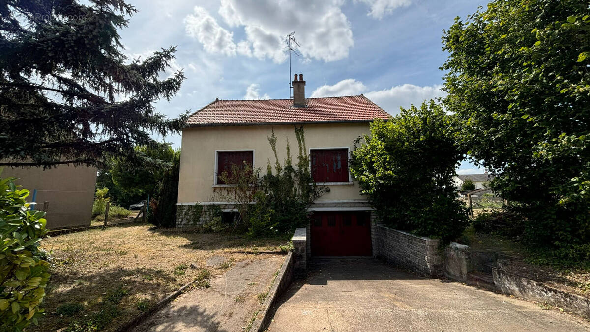 Maison à SAUVIGNY-LES-BOIS