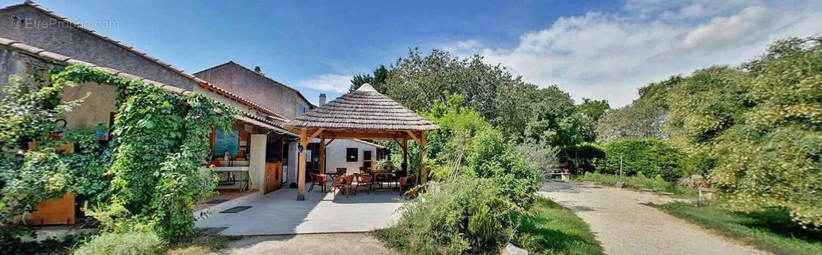 Photo 1 - Maison à EYGALIERES