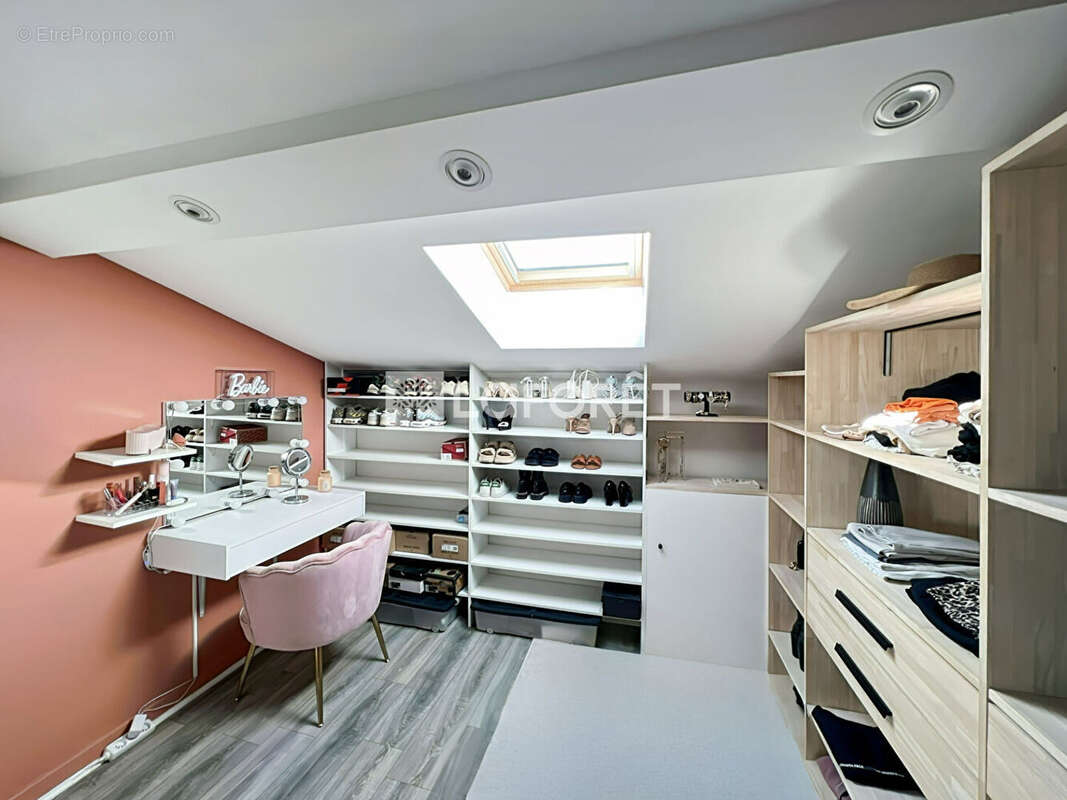 Appartement à BOURG-LES-VALENCE