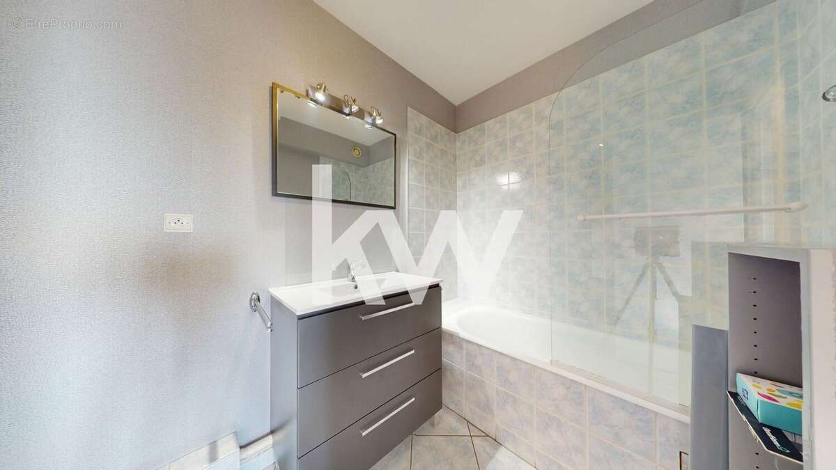 Appartement à SAINT-BRICE-COURCELLES