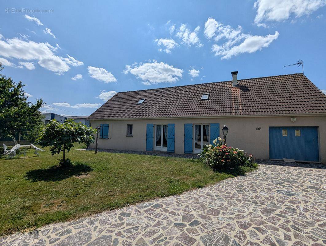 Maison à LA LOUPE