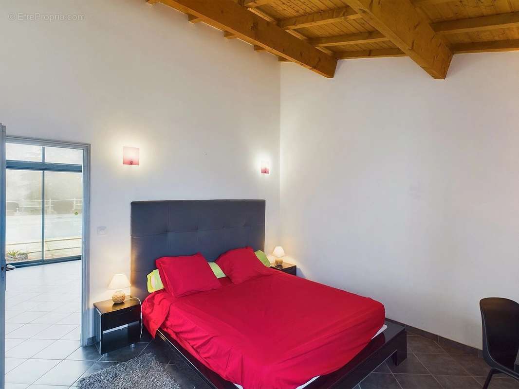 Maison à GARDONNE